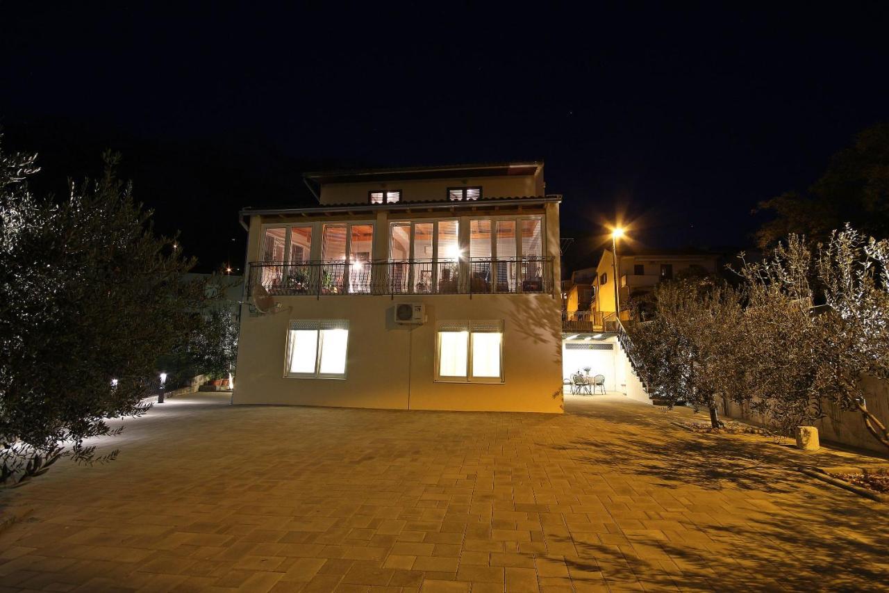 Apartmani Bozena マカルスカ エクステリア 写真